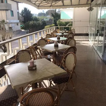 Szálloda Albergo Riviera - Budget Friendly Hotel