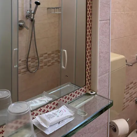 Albergo Riviera - Budget Friendly Hotel Szálloda