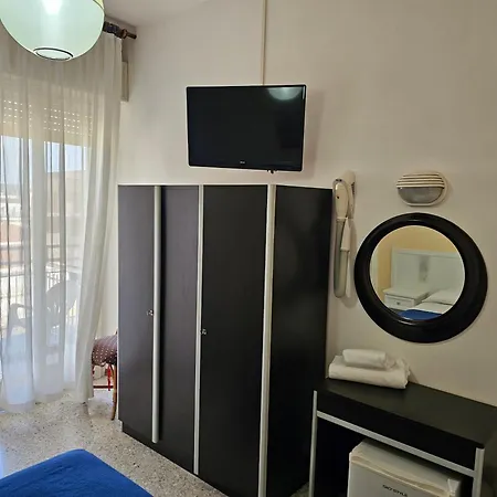Szálloda Albergo Riviera - Budget Friendly Hotel 3*