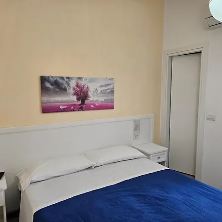 Szálloda Albergo Riviera - Budget Friendly Hotel