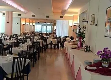 Riviera Nuova Gestione Hotel 3*